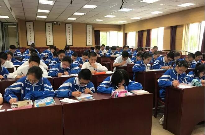 QQ截图20190614174452.jpg